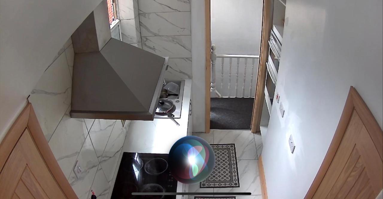 New Flat, Own Bathroom, Sitting Room & Large Bedroom - Walsall Bescot Esterno foto